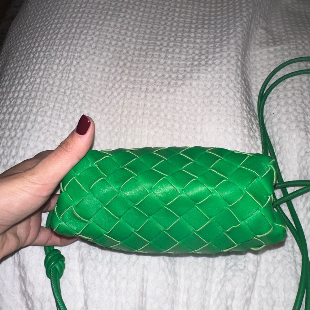 Bottega Veneta Kelly Green Loop Mini Leather Shoulder Bag - Picture 8 of 8